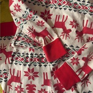 Hanna Andersson Red and Green Holiday Pajama Set size 3T